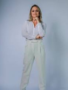 Dra Daniella Viegas